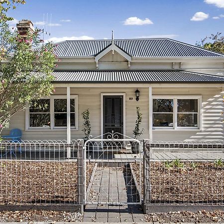 Central Bendigo Cottage, Walk To Everywhere!! Luaran gambar